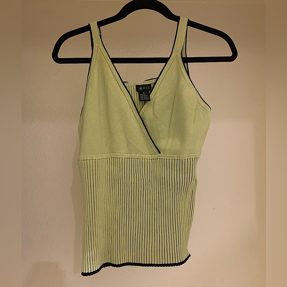 Evie green shirt size large